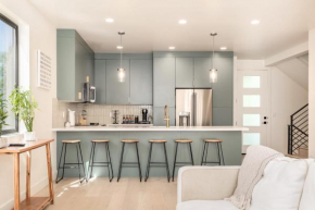BRAND NEW Modern 5 Bd, 3 Story Home in Sugarhouse! Salt Lake City